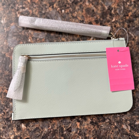 NWT Kate Spade green color block flap crossbody bag and NWT mint wristlet set - Picture 15 of 15